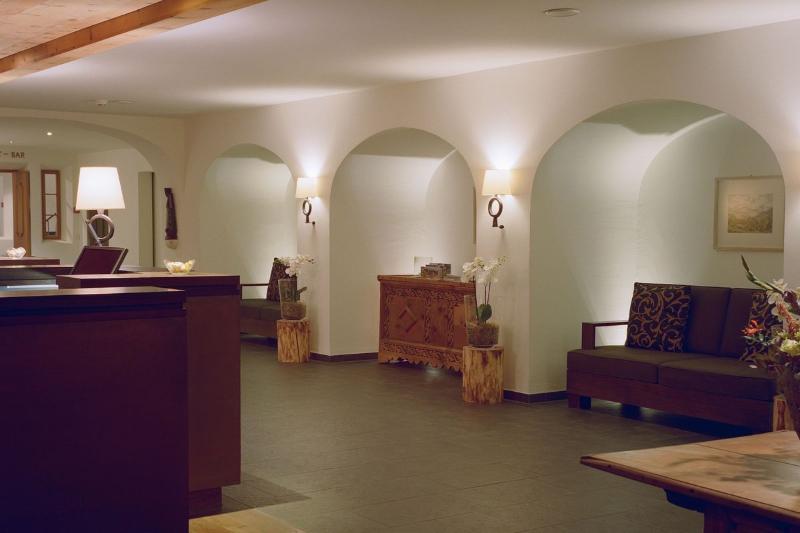 Hotel Adula Φιλμς Εξωτερικό φωτογραφία